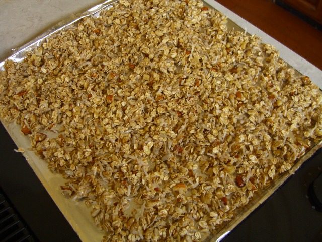 Easy, Healthy Granola -- Epicurean Vegan