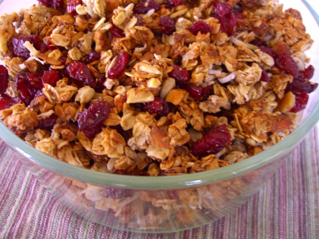 Easy, Healthy Granola -- Epicurean Vegan