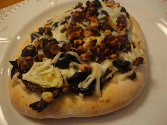 Personal Pizzas -- Epicurean Vegan