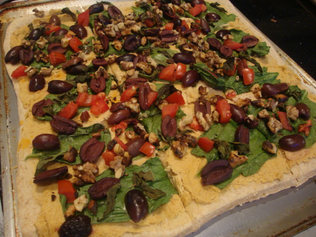 Hummus and Kalamata Olive Pizza -- Epicurean Vegan