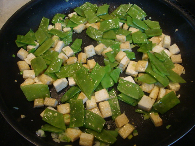 Green Tea Rice with Lemon, Snowpeas and Tofu -- Epicurean Vegan