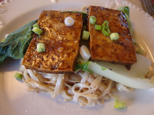 Sesame Noodles With Tofu Steaks -- Epicurean Vegan