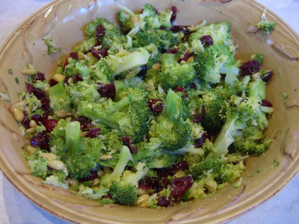 Steamed Broccoli with Craisins and Pine Nuts -- Epicurean Vegan