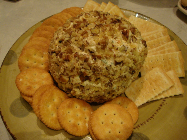 Party Cheese Ball -- Epicurean Vegan
