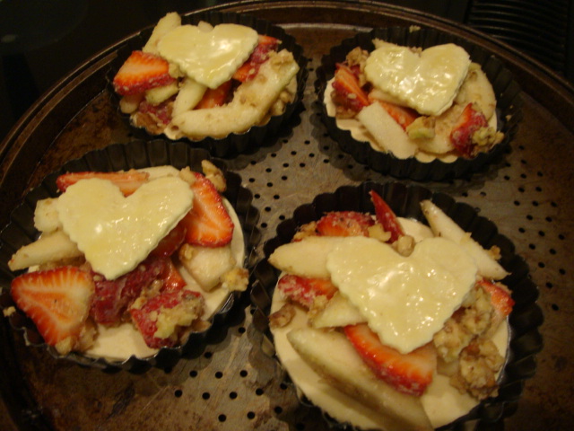 Strawberry-Pear Tarts -- Epicurean Vegan