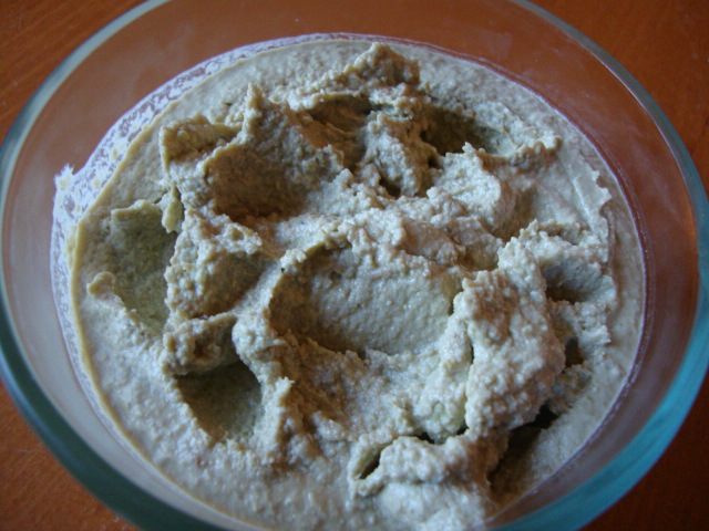 Edamame Hummus -- Epicurean Vegan