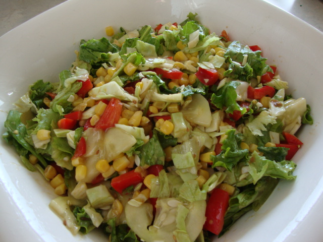Asian Veggie Salad with Almonds -- Epicurean Vegan
