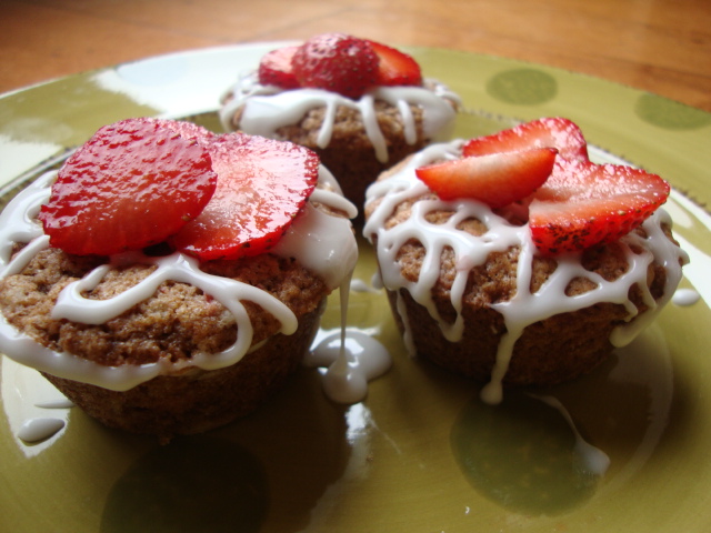 Strawberry Cupcakes -- Epicurean Vegan